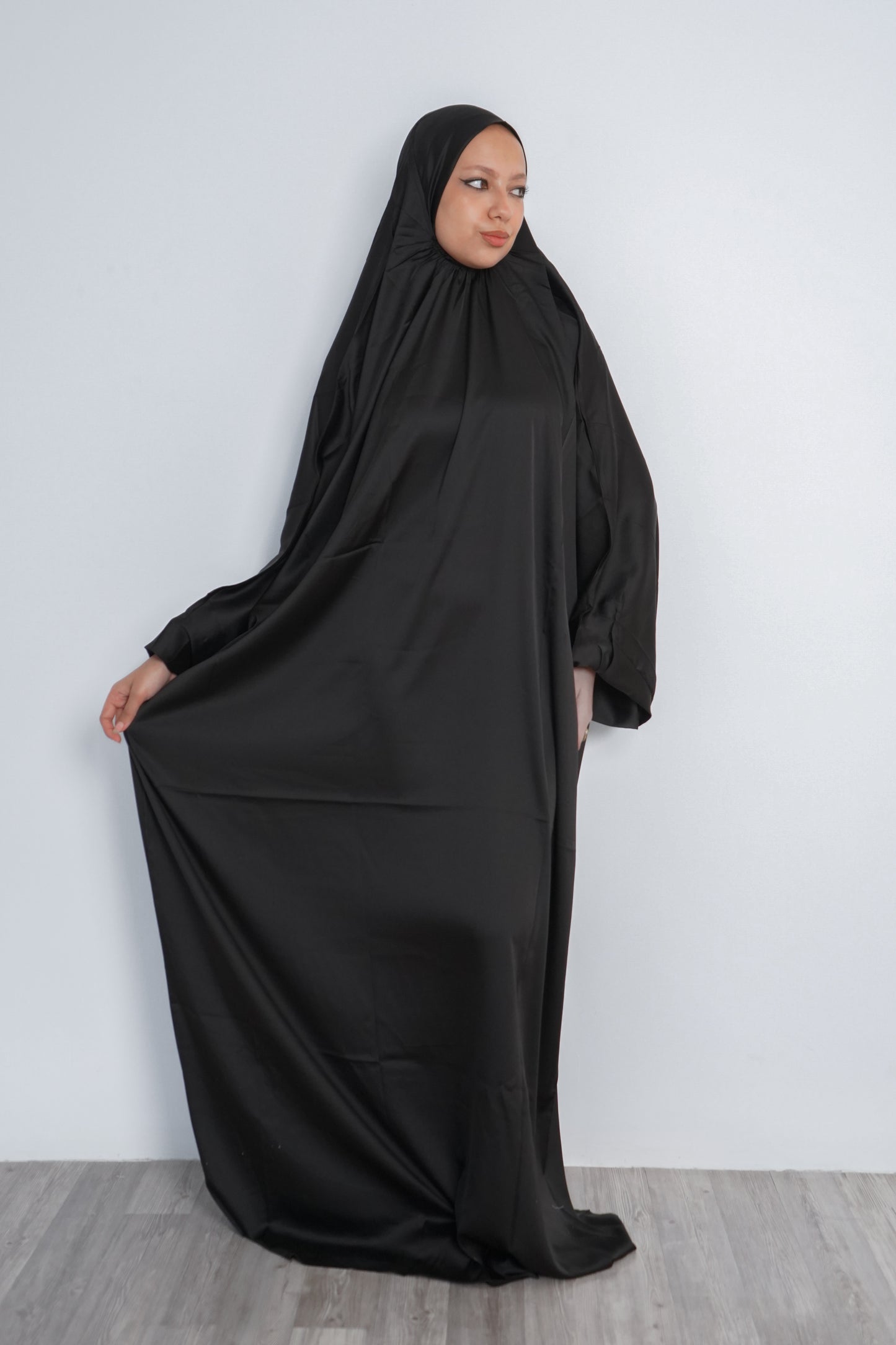 Black Pull-On Khimar