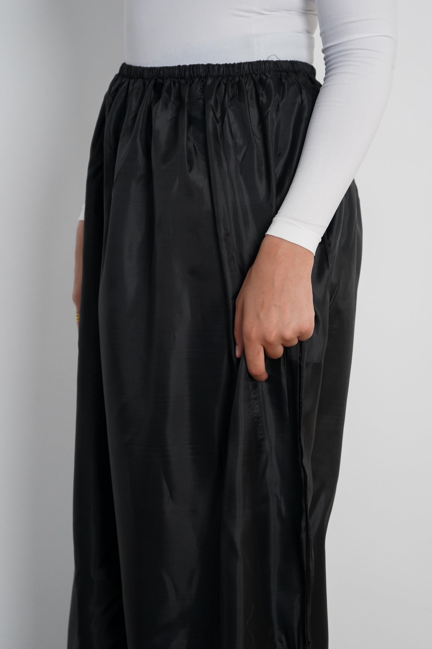 Portable Skirt - Black
